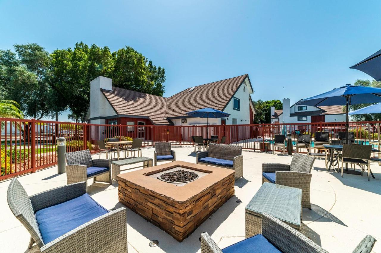 Metro Phx Studio Queen Sleeps 4 Heated Pool Phoenix Luaran gambar