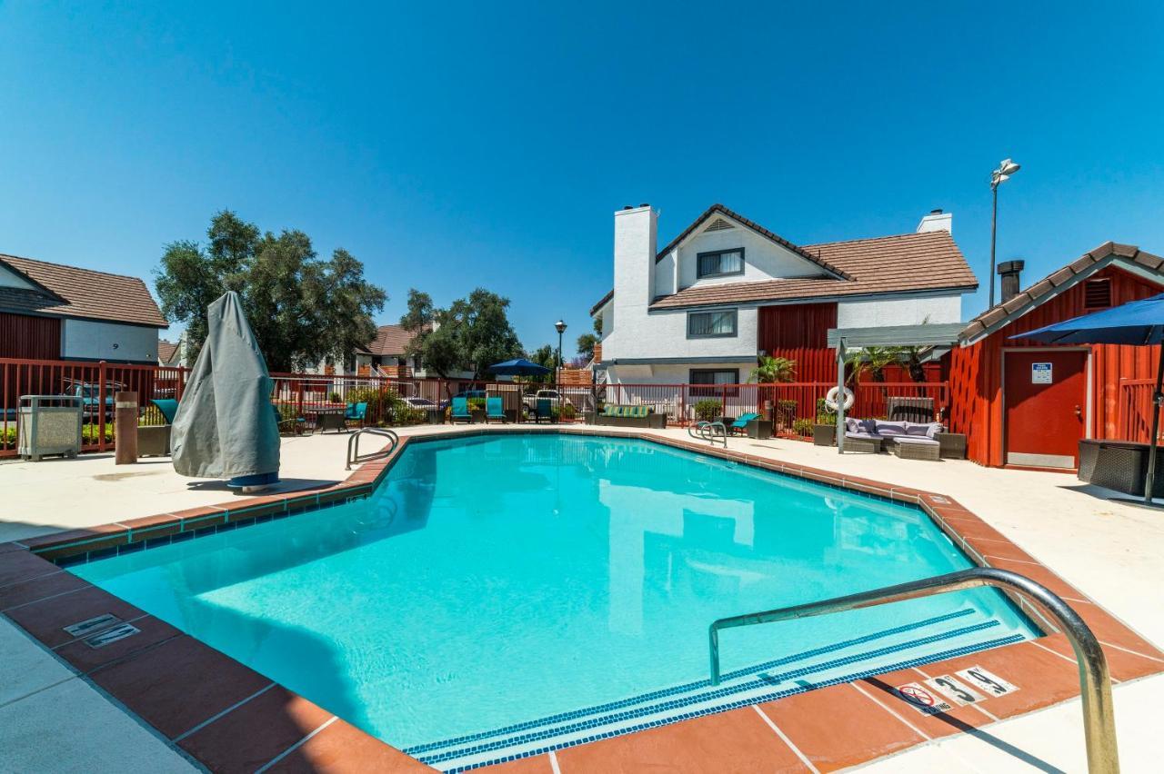 Metro Phx Studio Queen Sleeps 4 Heated Pool Phoenix Luaran gambar