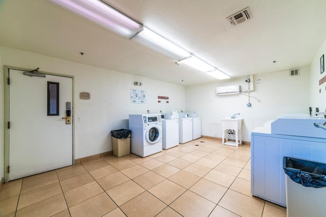 Metro Phx Studio Queen Sleeps 4 Heated Pool Phoenix Luaran gambar